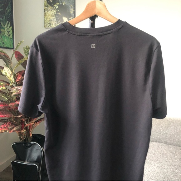 Layer 8 shirt - Picture 5 of 5